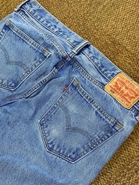 Levi’s 505 Regular Fit Straight Leg Light Blue Jeans Men’s 34x32 light wash